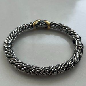 Silver color and gold color bracelet